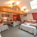 Frühstückspension Domaine De La Courillere 3*
