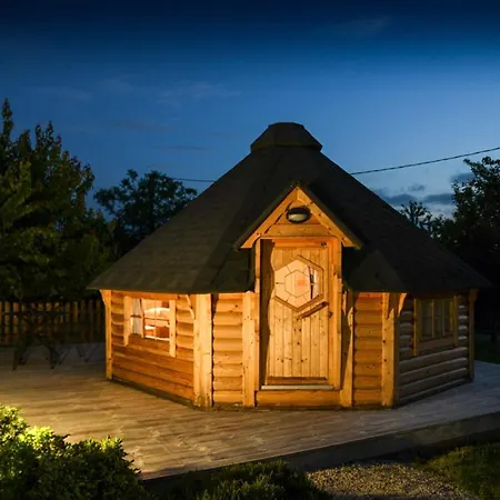 Bed and Breakfast Domaine De La Courillere Le Boupère