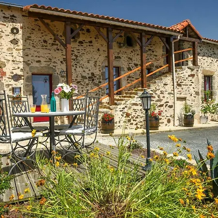 Domaine De La Courillere 3*