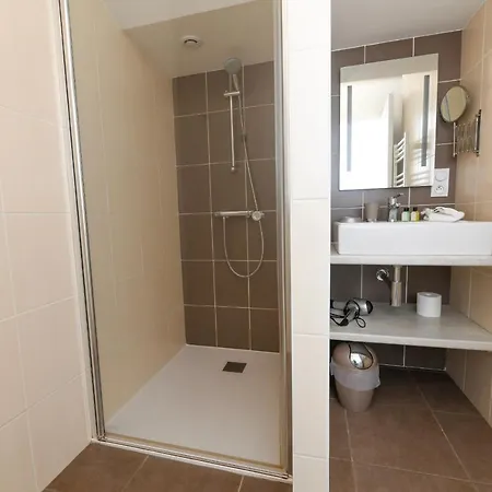 Domaine De La Courillere Bed and Breakfast 3*