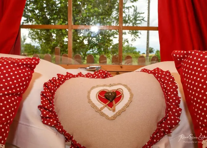 Domaine De La Courillère Couette-café 3*