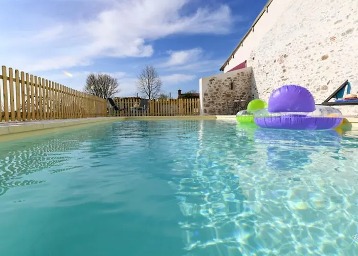 Domaine De La Courillère Couette-café 3*